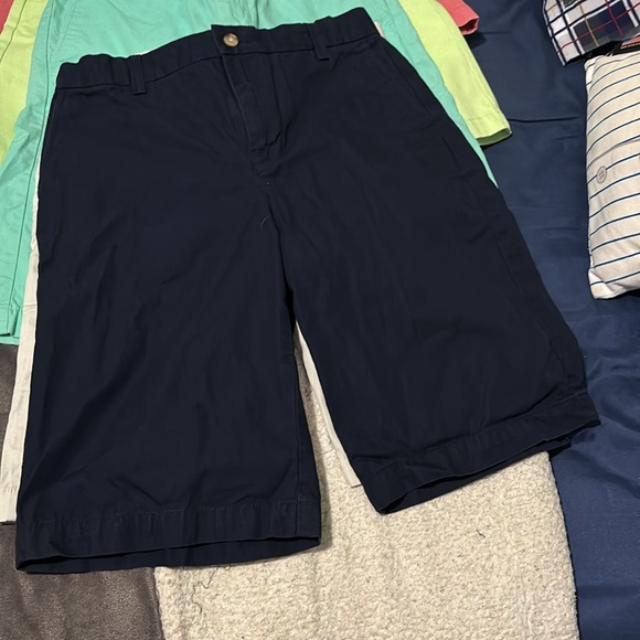 Vineyard vines shorts - Picture 2 of 4